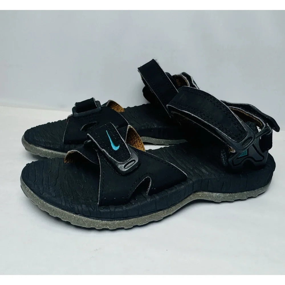 Nike Air Deschutz ACG Sandals Kids Size‎ 3 Black Adjustable Strap Water Outdoor